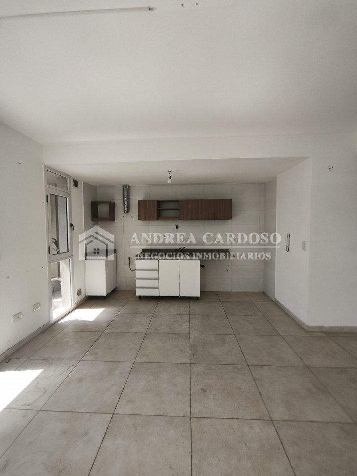 Hermoso departamento de 2 ambientes en Castelar Sur