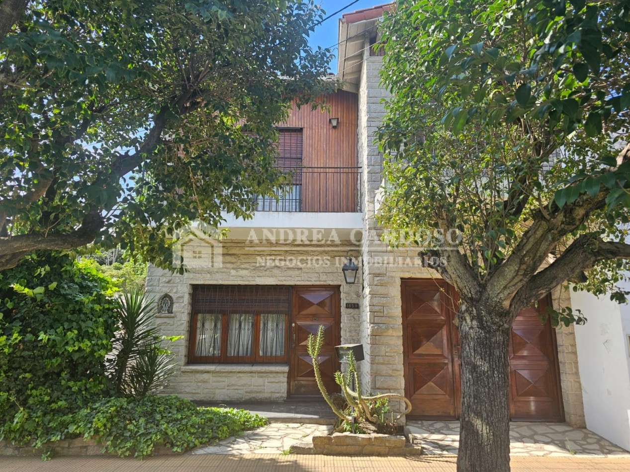Chalet Zona residencial