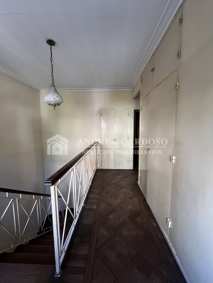 Casa En Castelar Norte