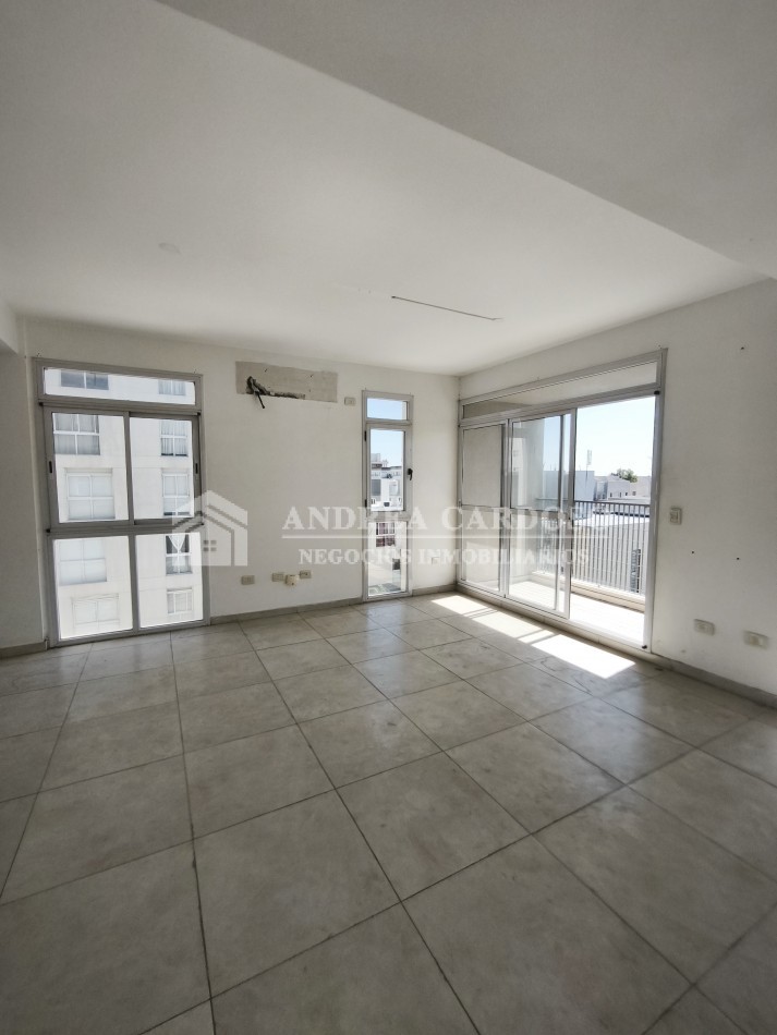 Hermoso departamento de 2 ambientes en Castelar Sur