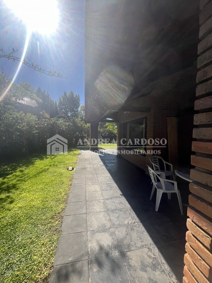 Casa en Country Banco Provincia