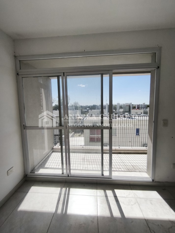 Hermoso departamento de 2 ambientes en Castelar Sur