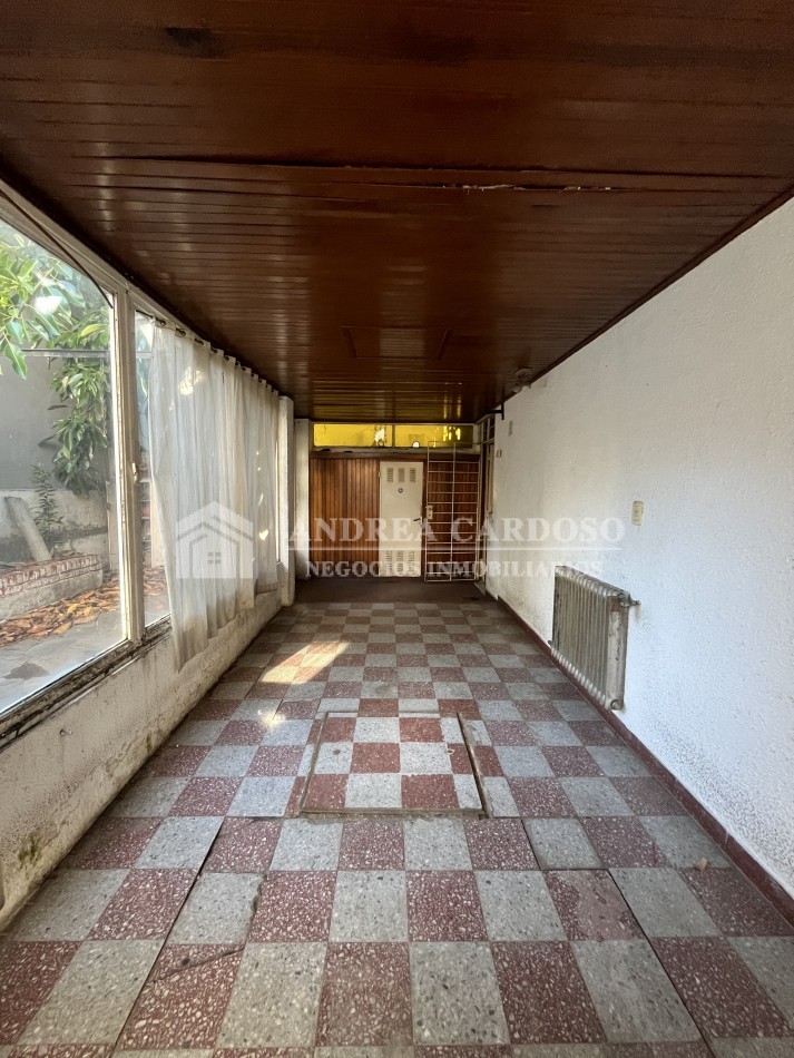 Casa En Castelar Norte