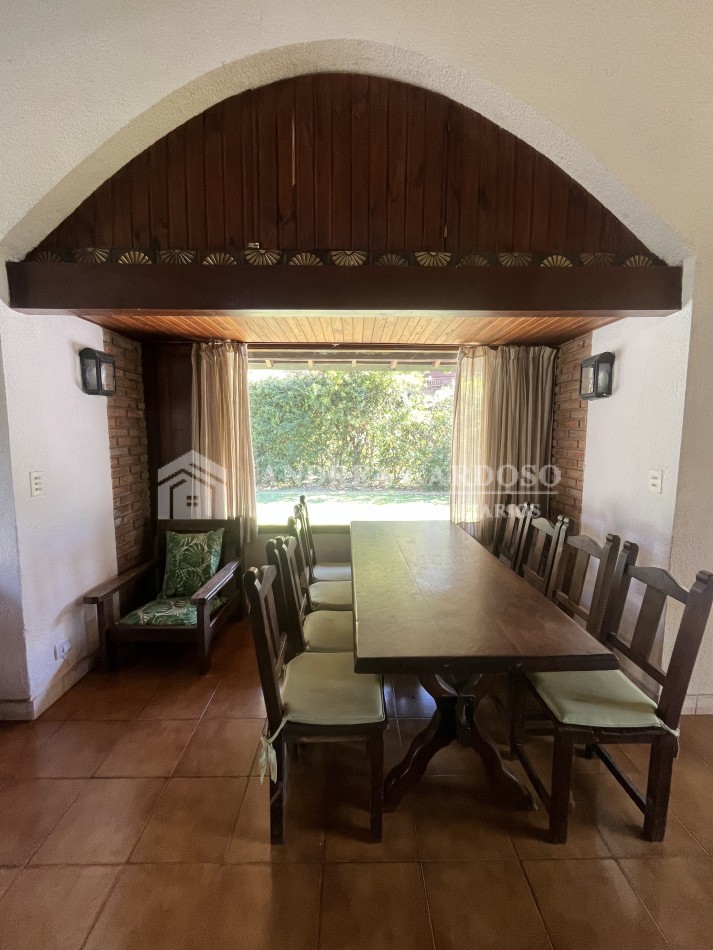 Casa en Country Banco Provincia