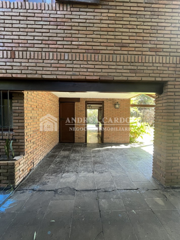 Casa en Country Banco Provincia